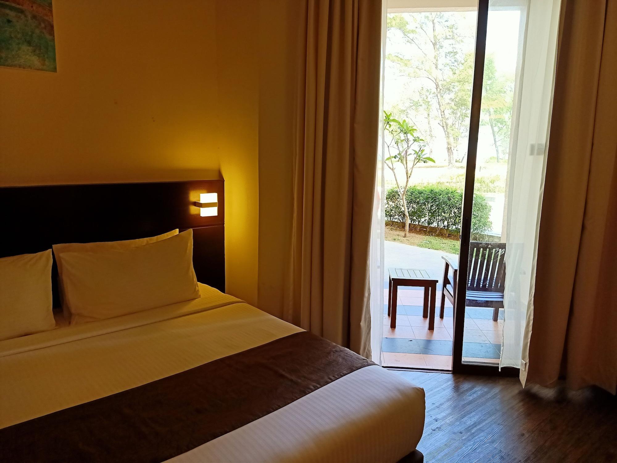 Villea Rompin Resort & Golf Kuala Rompin Dış mekan fotoğraf