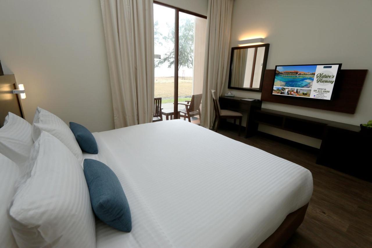 Villea Rompin Resort & Golf Kuala Rompin Dış mekan fotoğraf